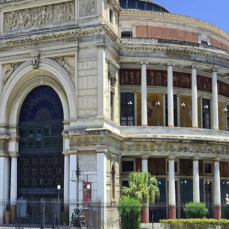 Dolce Casa Centro Storico Di New 2023